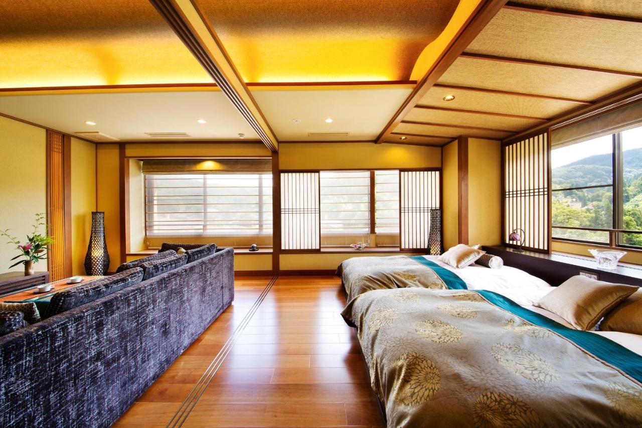 Kanazawa Hyakurakusou Buitenkant foto
